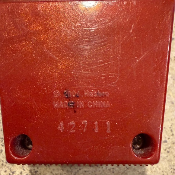 Vintage Hasbro Merlin 2004 Red Handheld Electronic Game - Tested - Picture 10 of 12